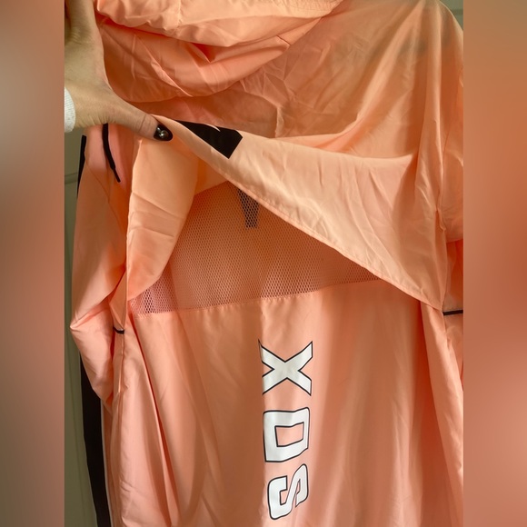 Sarah’s Day X White Fox Boutique Skyler windbreaker - Picture 4 of 6